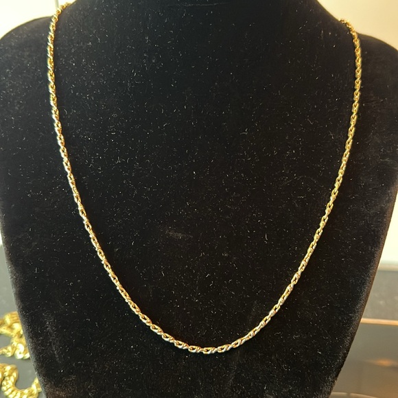 Madewell Necklaces - Picture 9 of 9